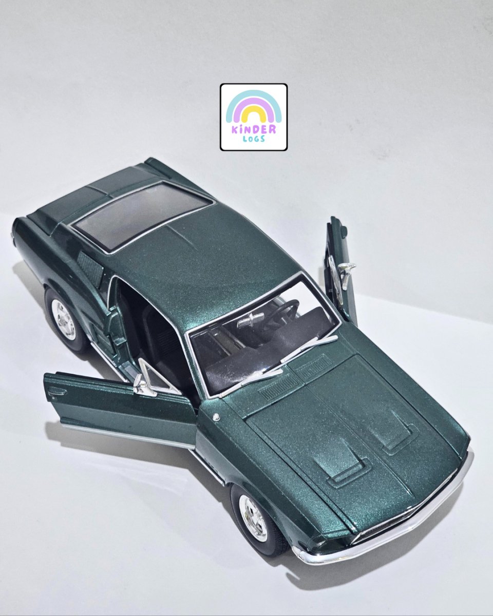 1:18 Maisto 1967 Ford Mustang GTA Fastback (Pre - Owned) - Kinder Logs