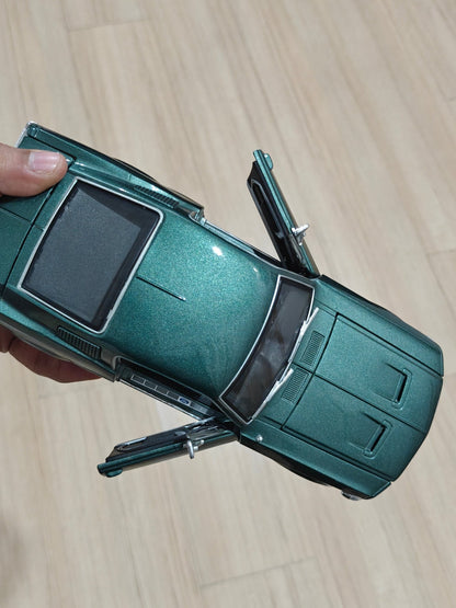 1:18 Maisto 1967 Ford Mustang GTA Fastback (Pre - Owned) - Kinder Logs
