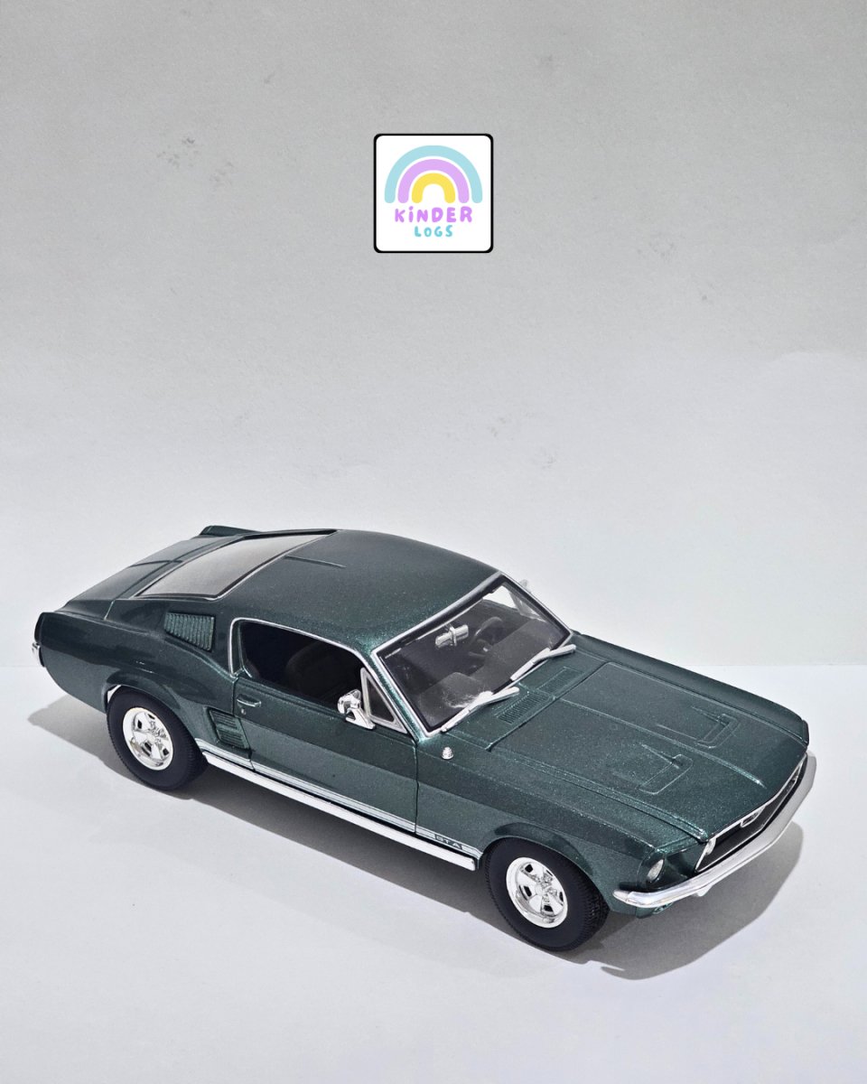 1:18 Maisto 1967 Ford Mustang GTA Fastback (Pre - Owned) - Kinder Logs