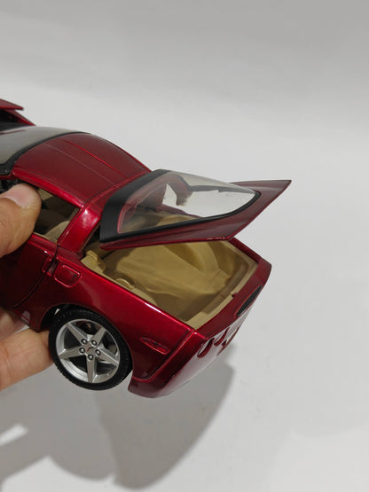 1:18 Maisto 2005 Chevrolet Corvette (Pre - Owned) - Kinder Logs