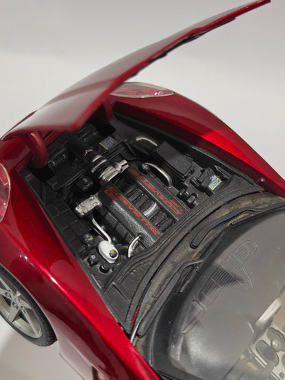 1:18 Maisto 2005 Chevrolet Corvette (Pre - Owned) - Kinder Logs
