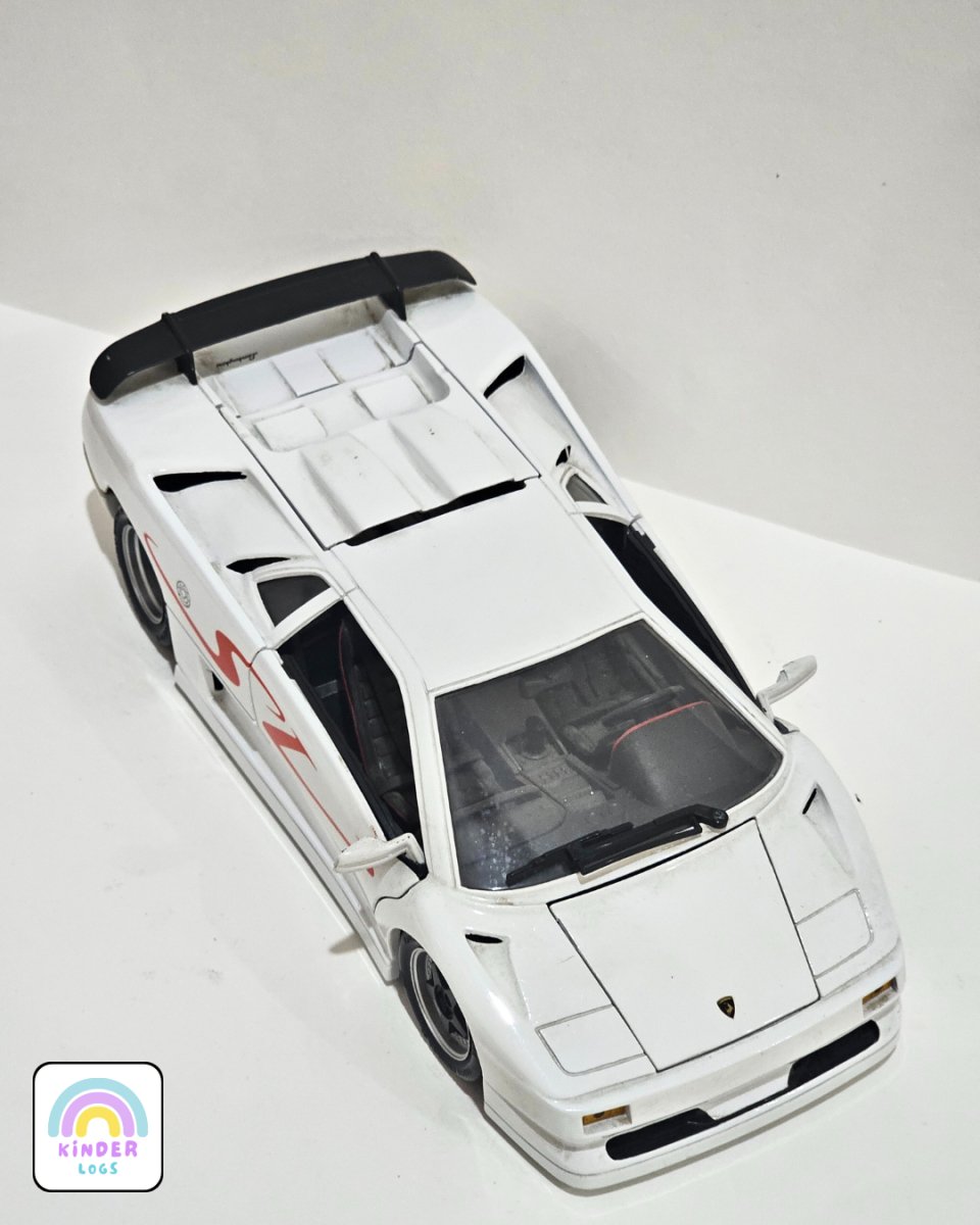 1:18 Maisto Lamborghini Diablo SV - White Color (Pre - Owned) - Kinder Logs