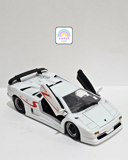 1:18 Maisto Lamborghini Diablo SV - White Color (Pre - Owned) - Kinder Logs