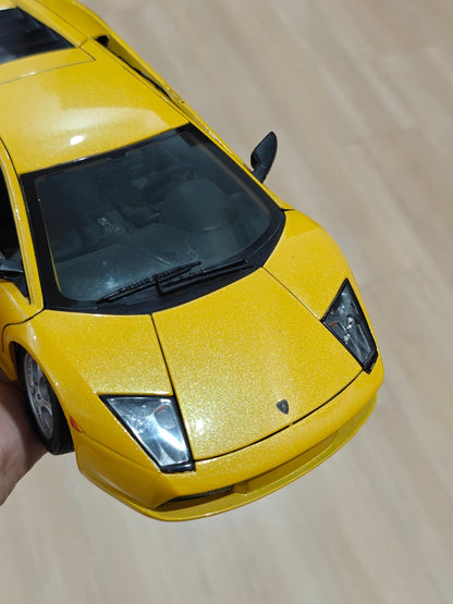 1:18 Maisto Lamborghini Murcielago - Yellow Color (Pre - Owned) - Kinder Logs