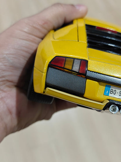 1:18 Maisto Lamborghini Murcielago - Yellow Color (Pre - Owned) - Kinder Logs