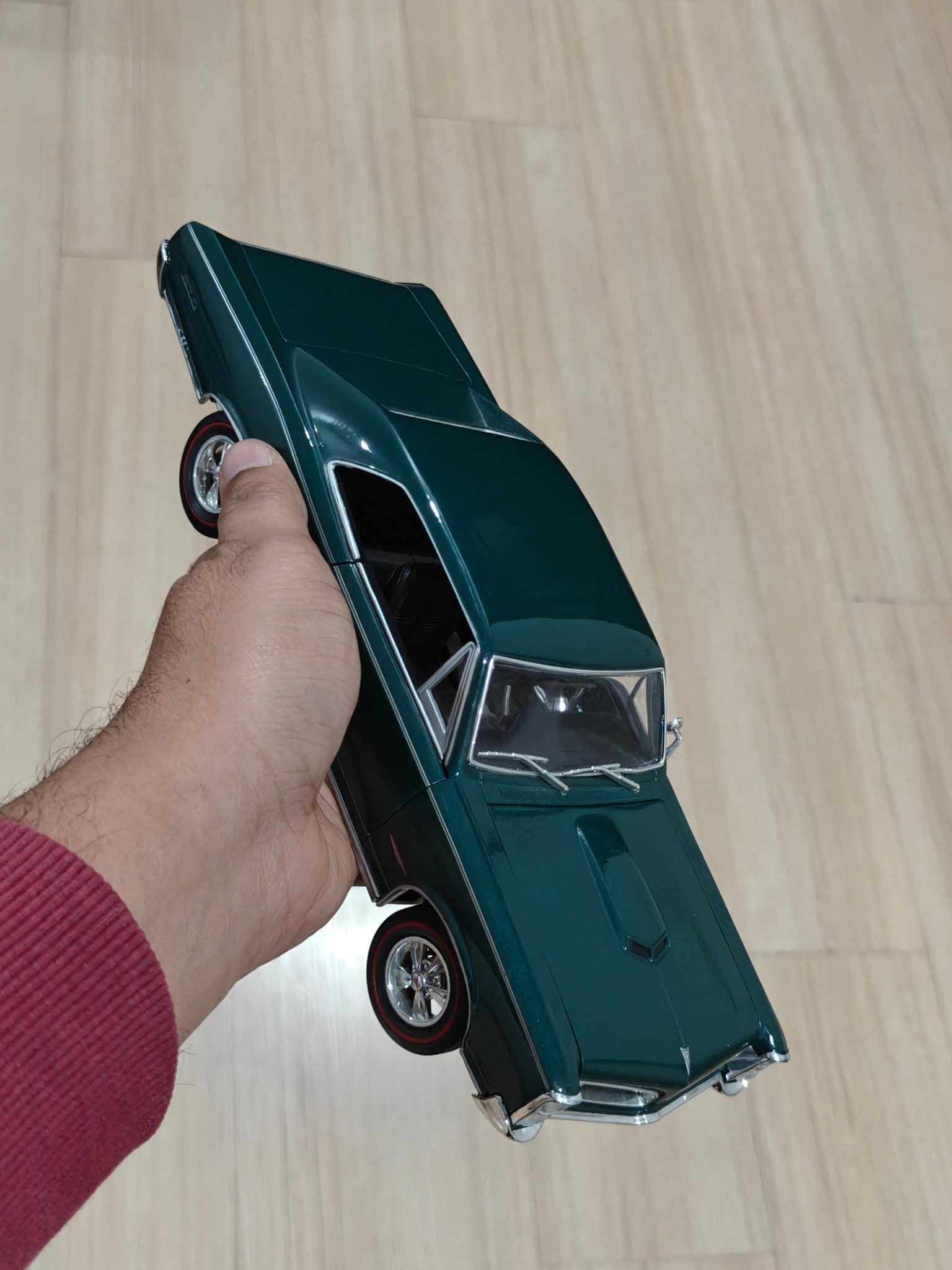 1:18 Welly 1966 Pontiac GTO (Pre - Owned) - Kinder Logs