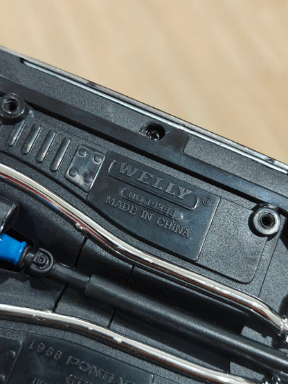 1:18 Welly 1966 Pontiac GTO (Pre - Owned) - Kinder Logs