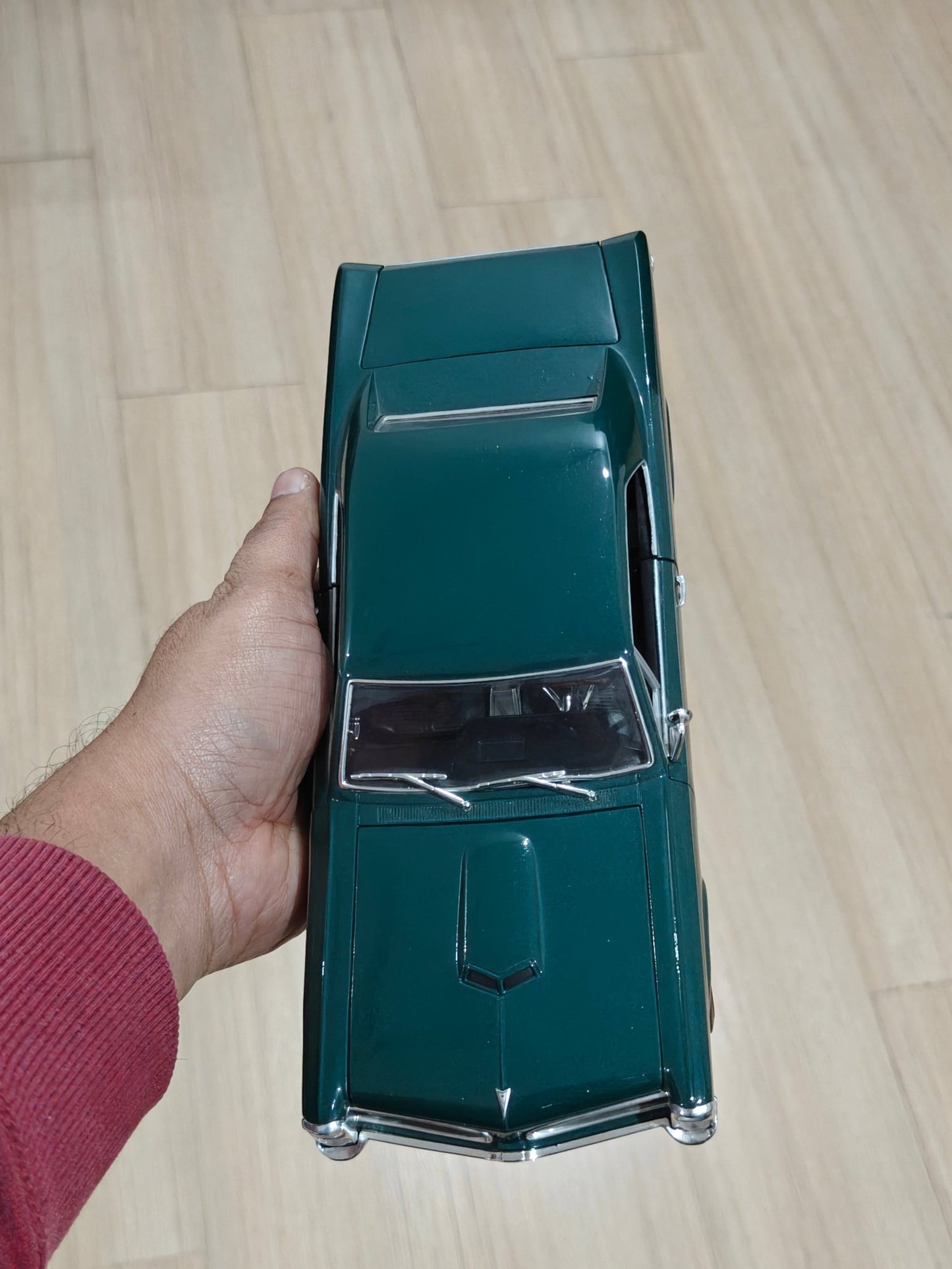1:18 Welly 1966 Pontiac GTO (Pre - Owned) - Kinder Logs
