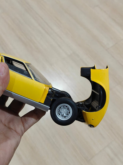 1:18 Welly Lamborghini Miura P400 SV - Yellow Color (Pre - Owned) - Kinder Logs