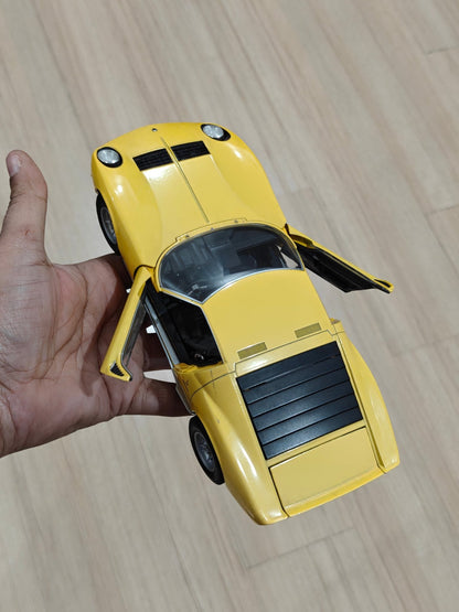 1:18 Welly Lamborghini Miura P400 SV - Yellow Color (Pre - Owned) - Kinder Logs