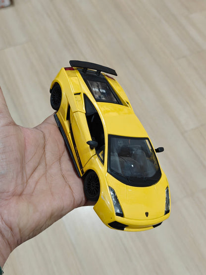 1:24 Bburago Lamborghini Gallardo Superleggera (Pre - Owned) - Kinder Logs