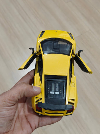 1:24 Bburago Lamborghini Gallardo Superleggera (Pre - Owned) - Kinder Logs