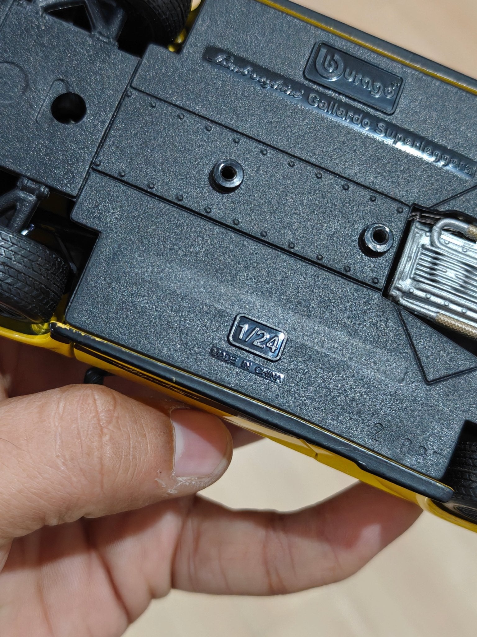 1:24 Bburago Lamborghini Gallardo Superleggera (Pre - Owned) - Kinder Logs