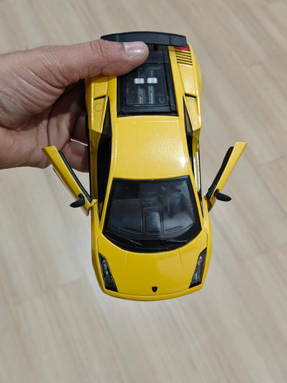 1:24 Bburago Lamborghini Gallardo Superleggera (Pre - Owned) - Kinder Logs