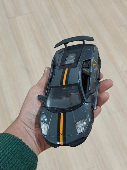 1:24 Bburago Lamborghini Murcielago LP670 - 4 SV (Pre - Owned) - Kinder Logs
