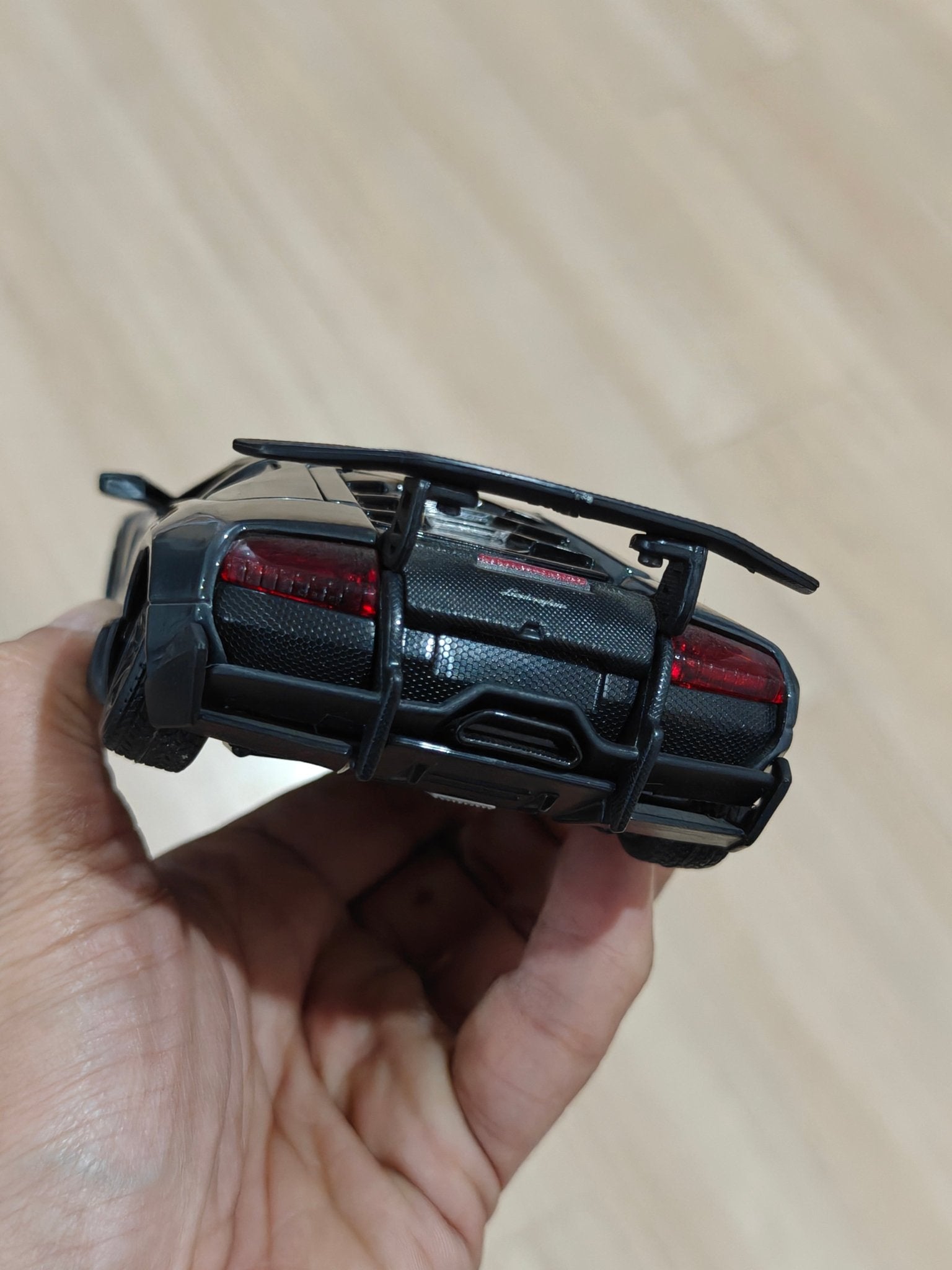 1:24 Bburago Lamborghini Murcielago LP670 - 4 SV (Pre - Owned) - Kinder Logs