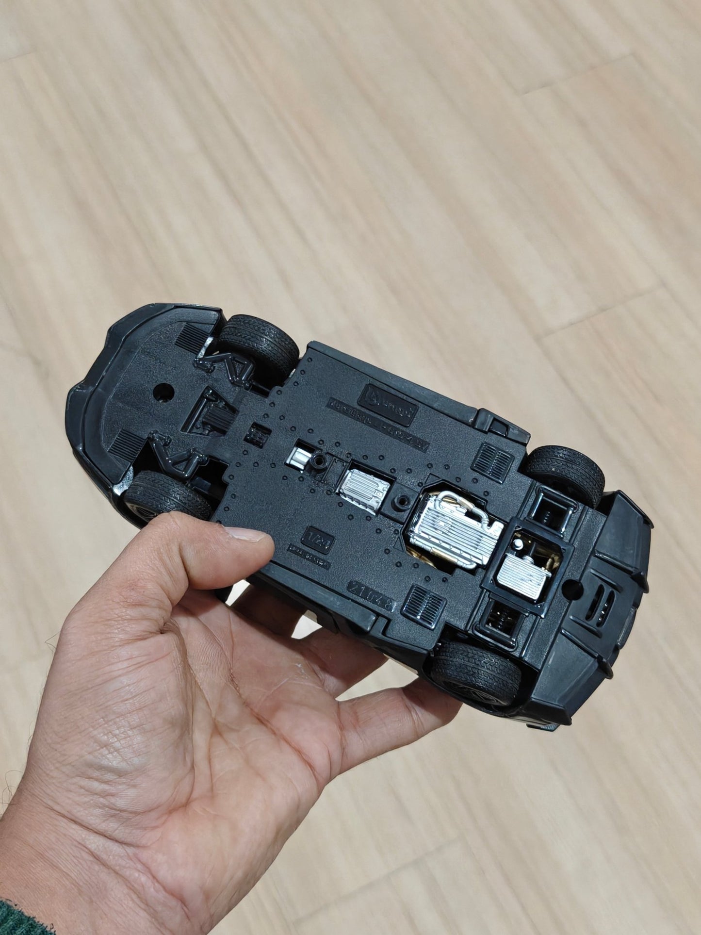 1:24 Bburago Lamborghini Murcielago LP670 - 4 SV (Pre - Owned) - Kinder Logs