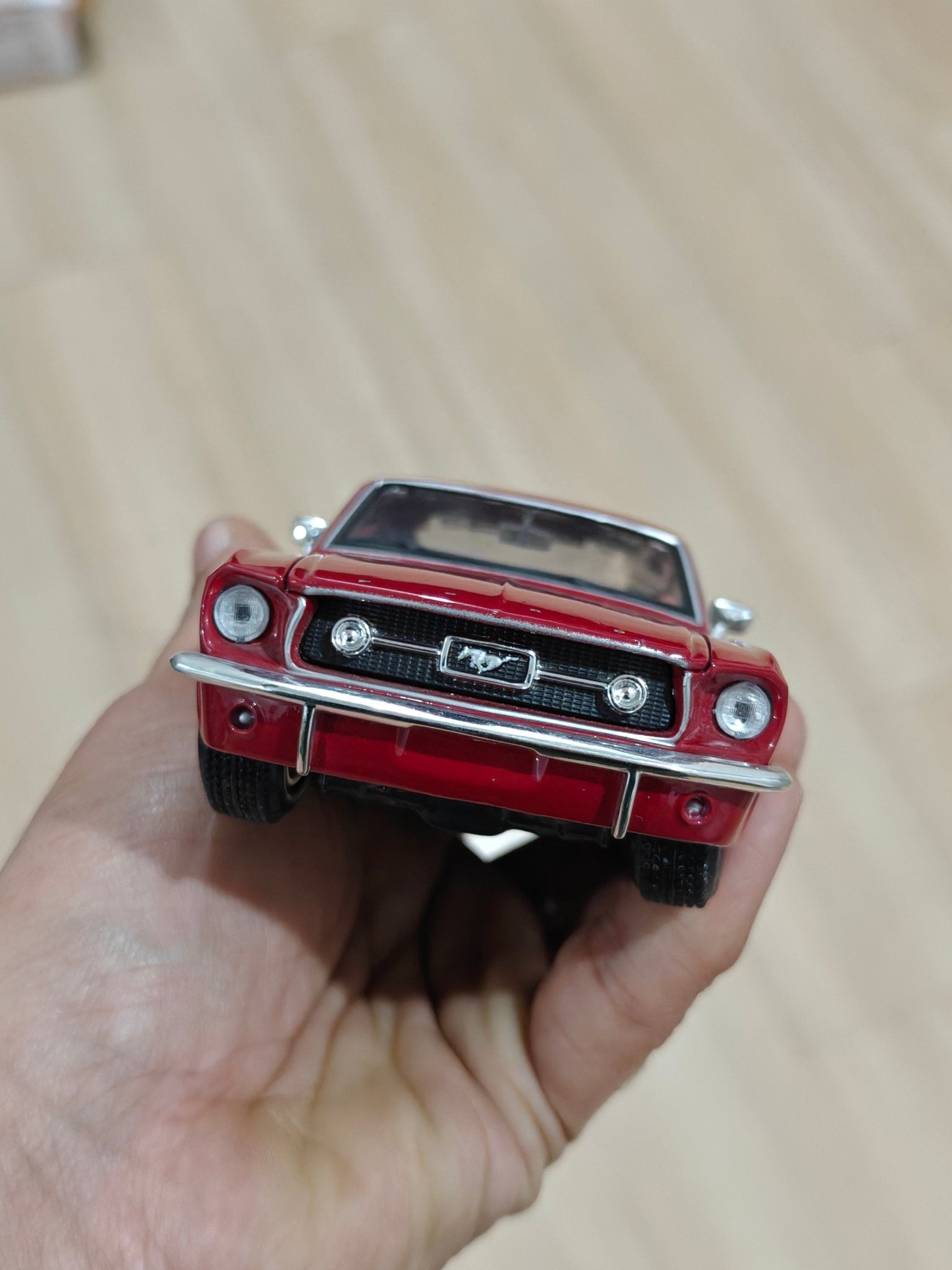 1:24 Maisto 1967 Ford Mustang GT (Pre - Owned) - Kinder Logs