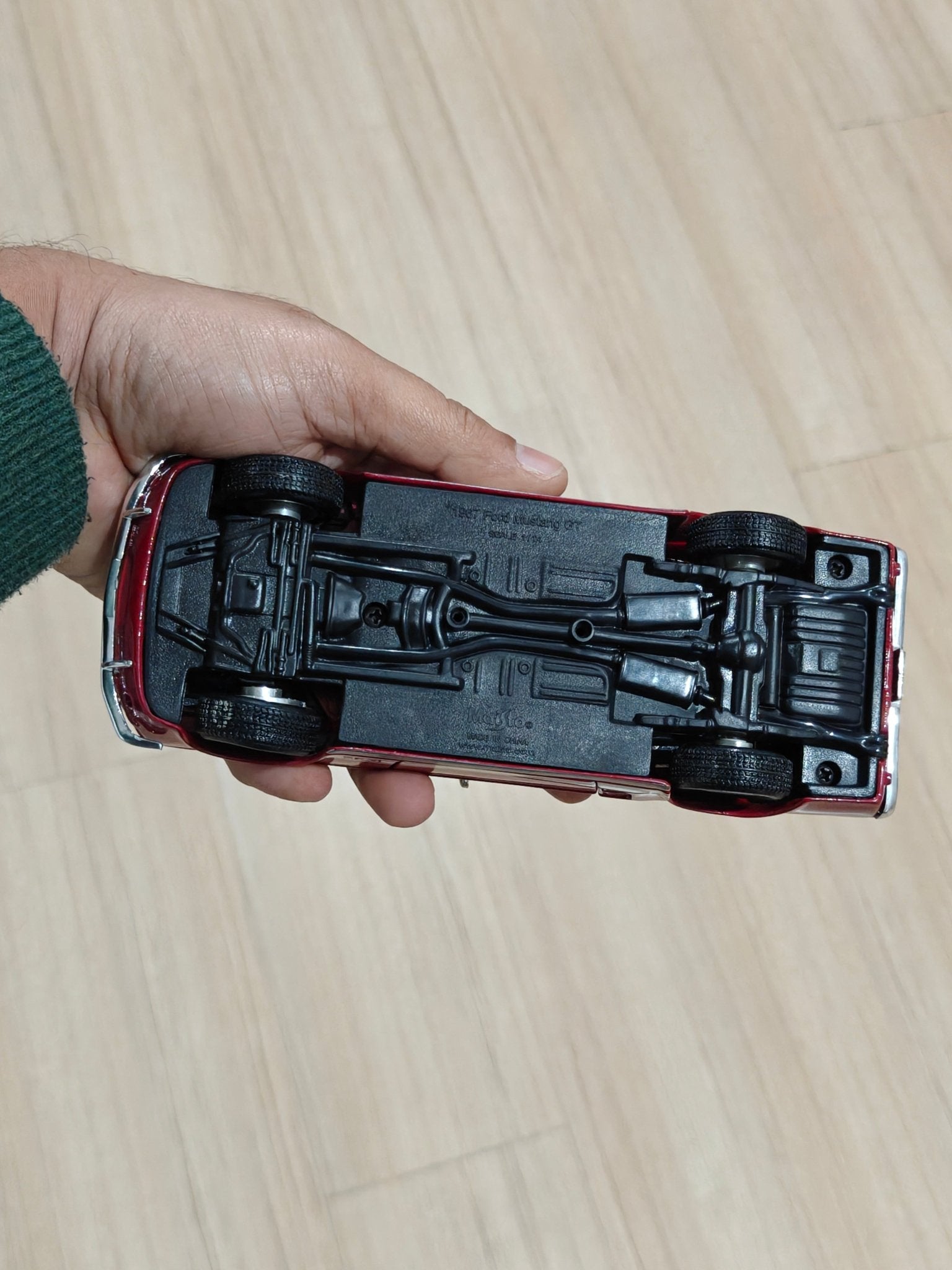 1:24 Maisto 1967 Ford Mustang GT (Pre - Owned) - Kinder Logs