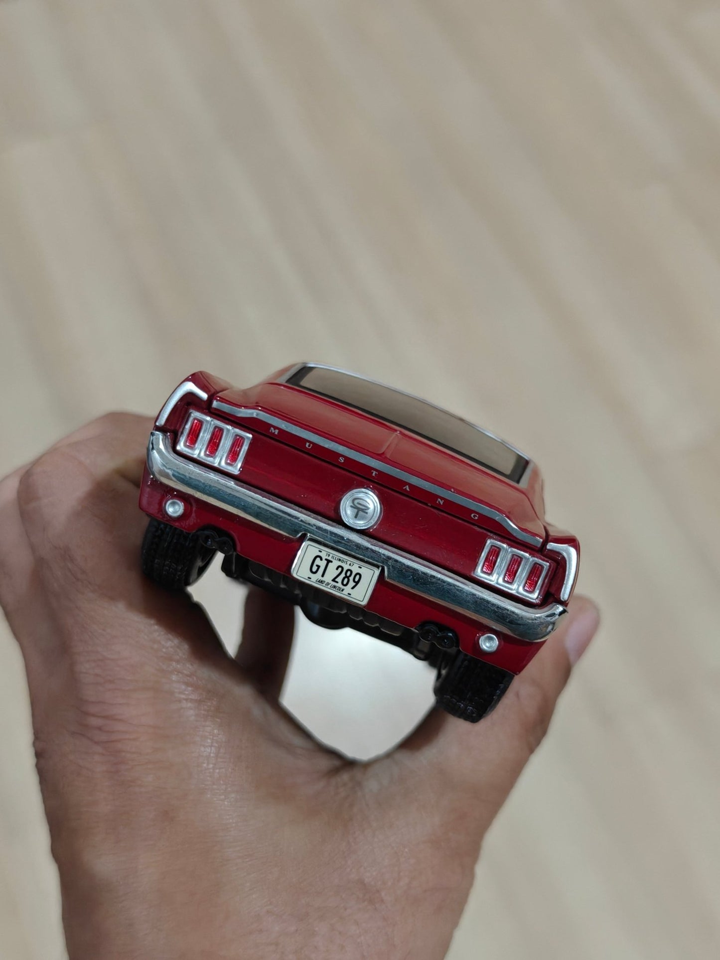 1:24 Maisto 1967 Ford Mustang GT (Pre - Owned) - Kinder Logs