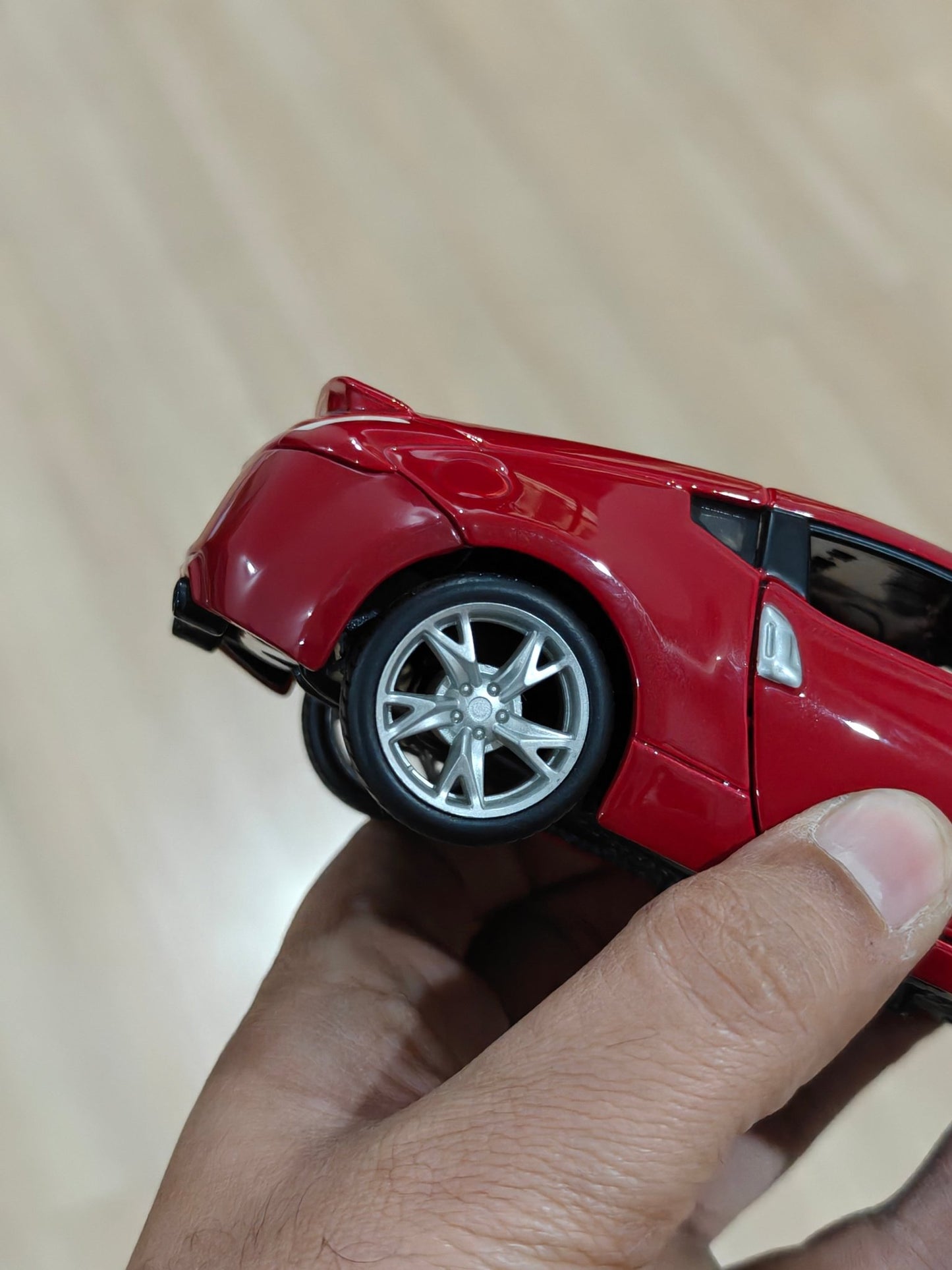 1:24 Maisto 2009 Nissan Z (Pre - Owned) - Kinder Logs