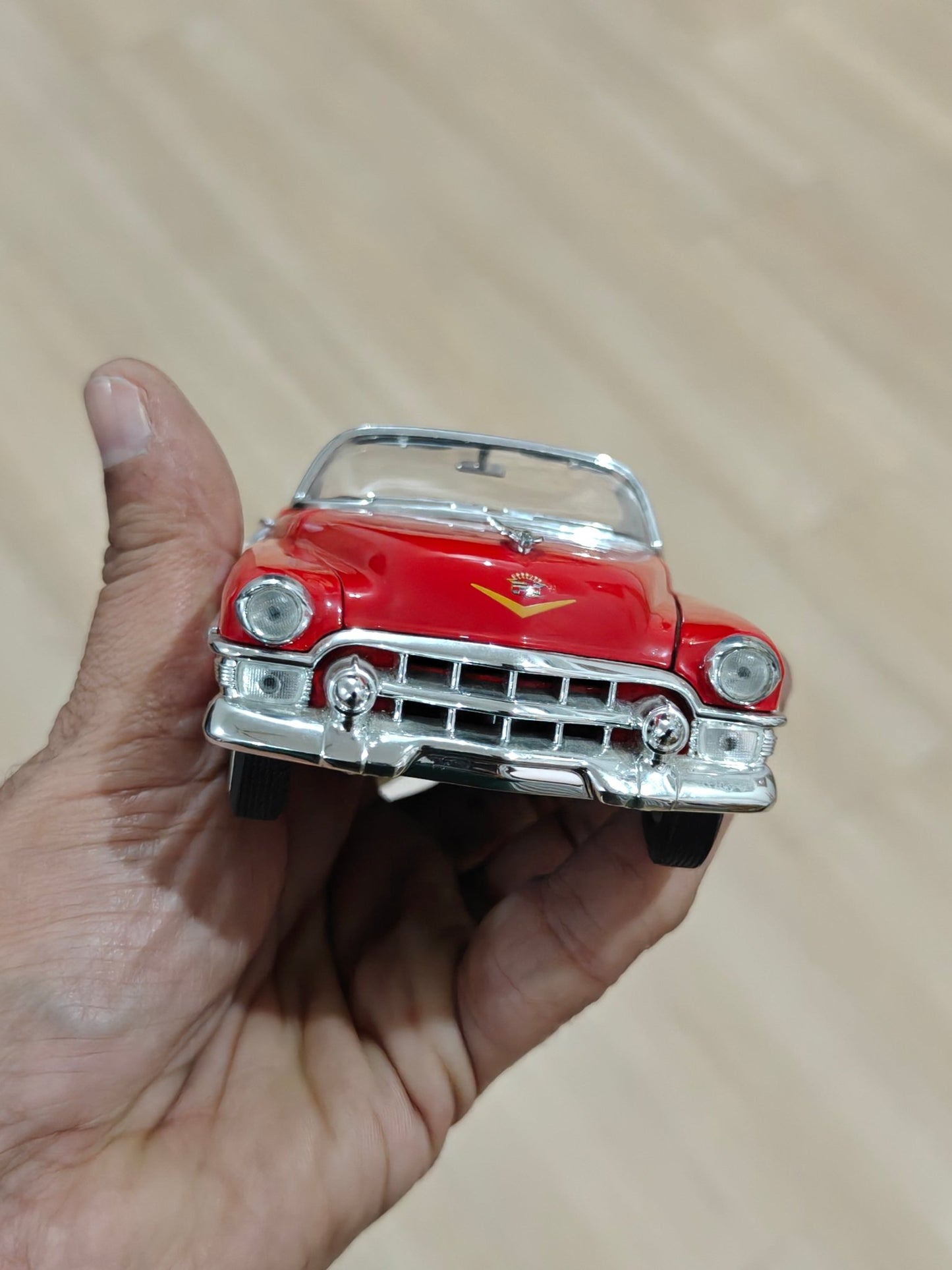 1:24 Welly 1953 Cadillac Eldorado (Pre - Owned) - Kinder Logs