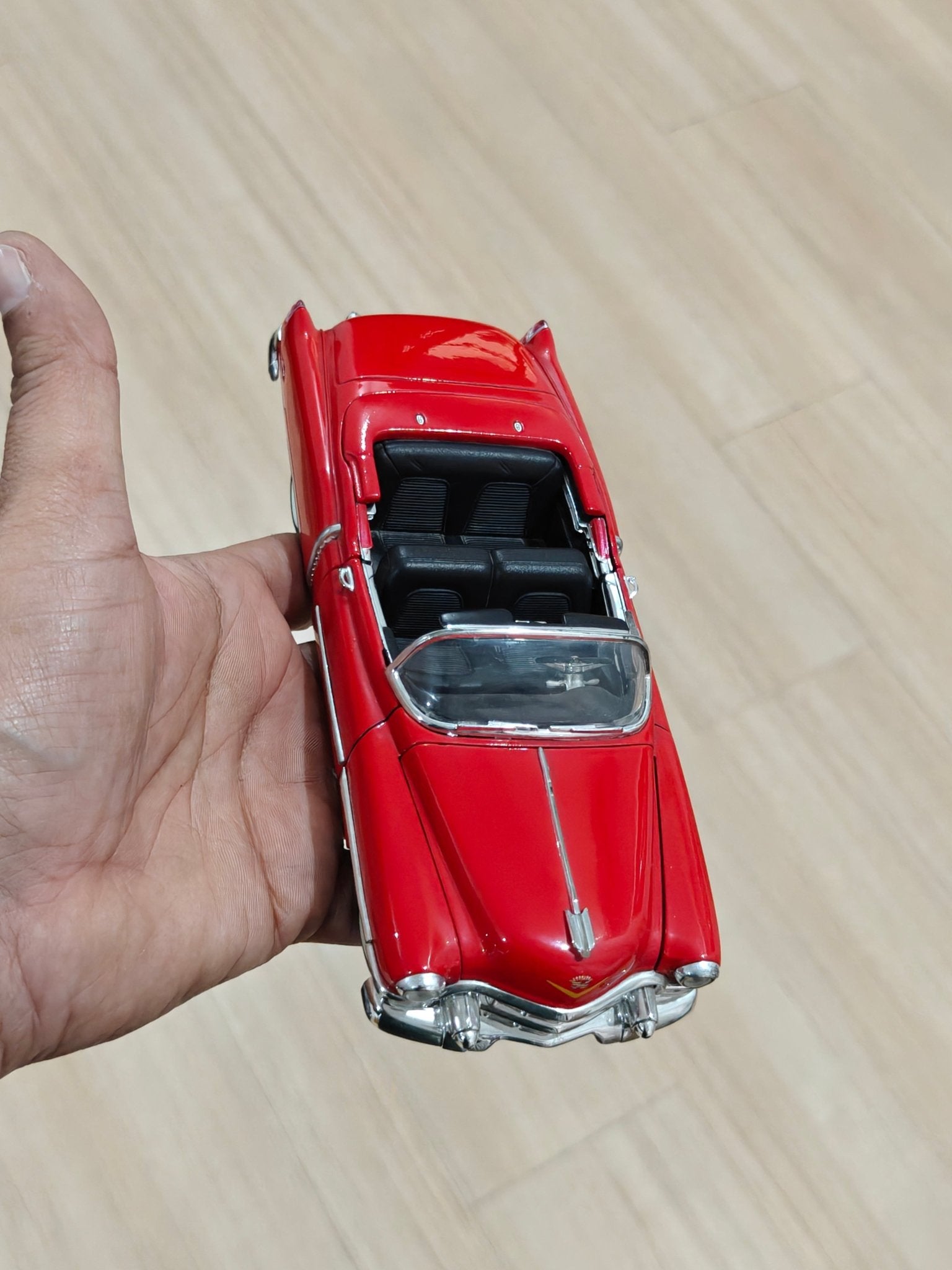 1:24 Welly 1953 Cadillac Eldorado (Pre - Owned) - Kinder Logs