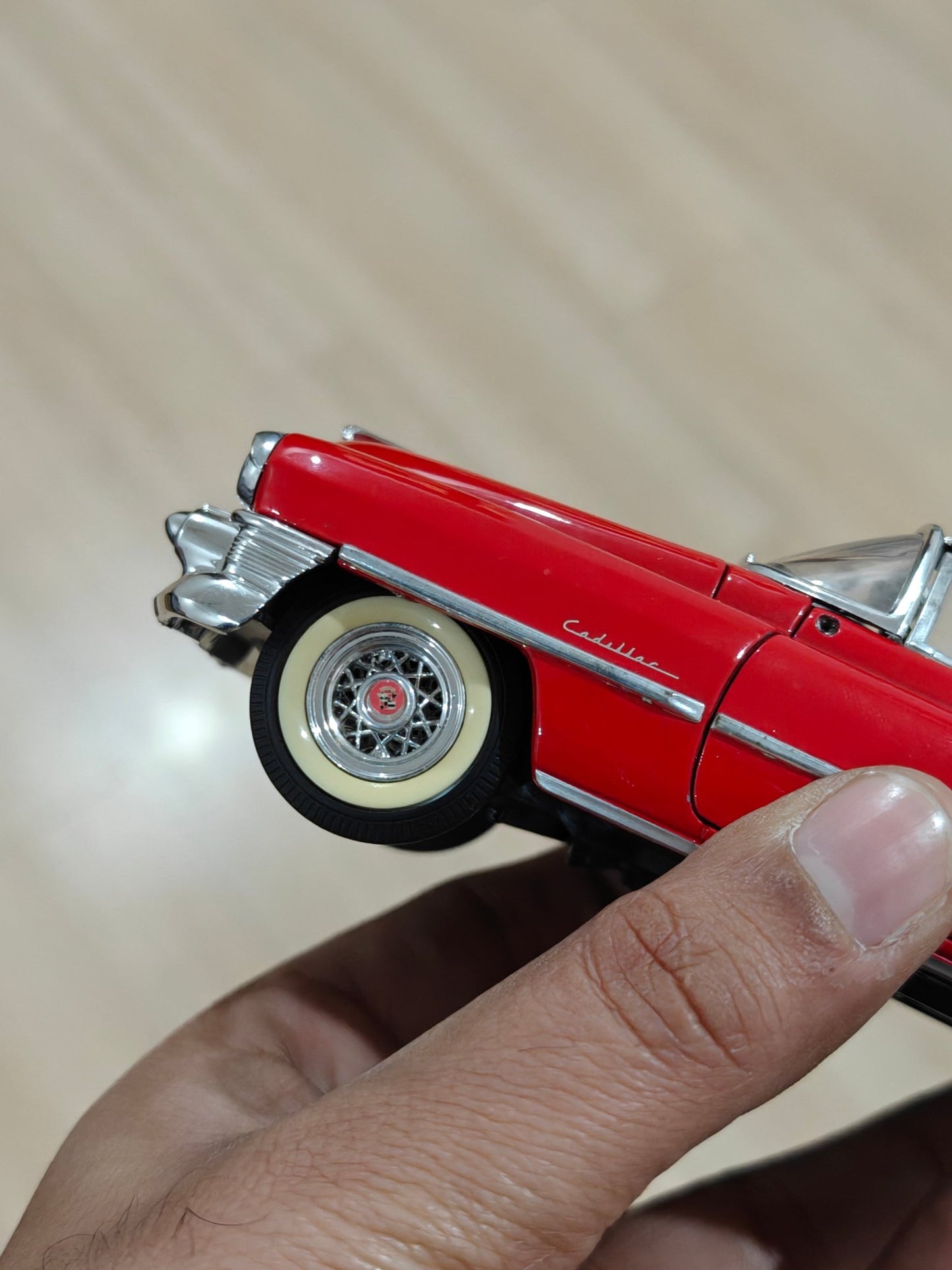1:24 Welly 1953 Cadillac Eldorado (Pre - Owned) - Kinder Logs