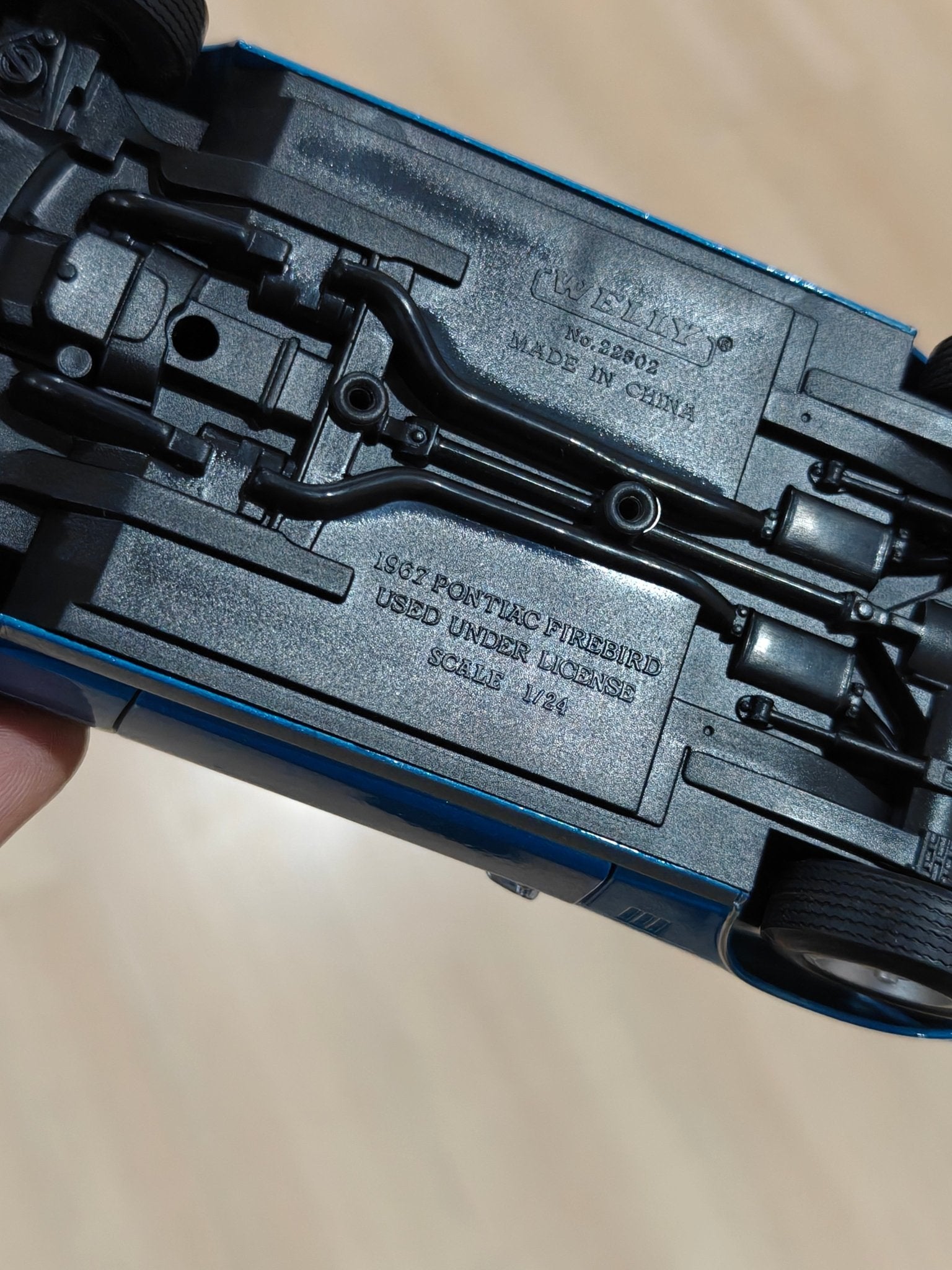 1:24 Welly 1967 Pontiac Firebird (Pre - Owned) - Kinder Logs