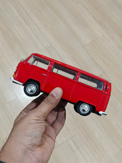 1:24 Welly 1972 Volkswagen Type 2 Bus (Pre - Owned) - Kinder Logs