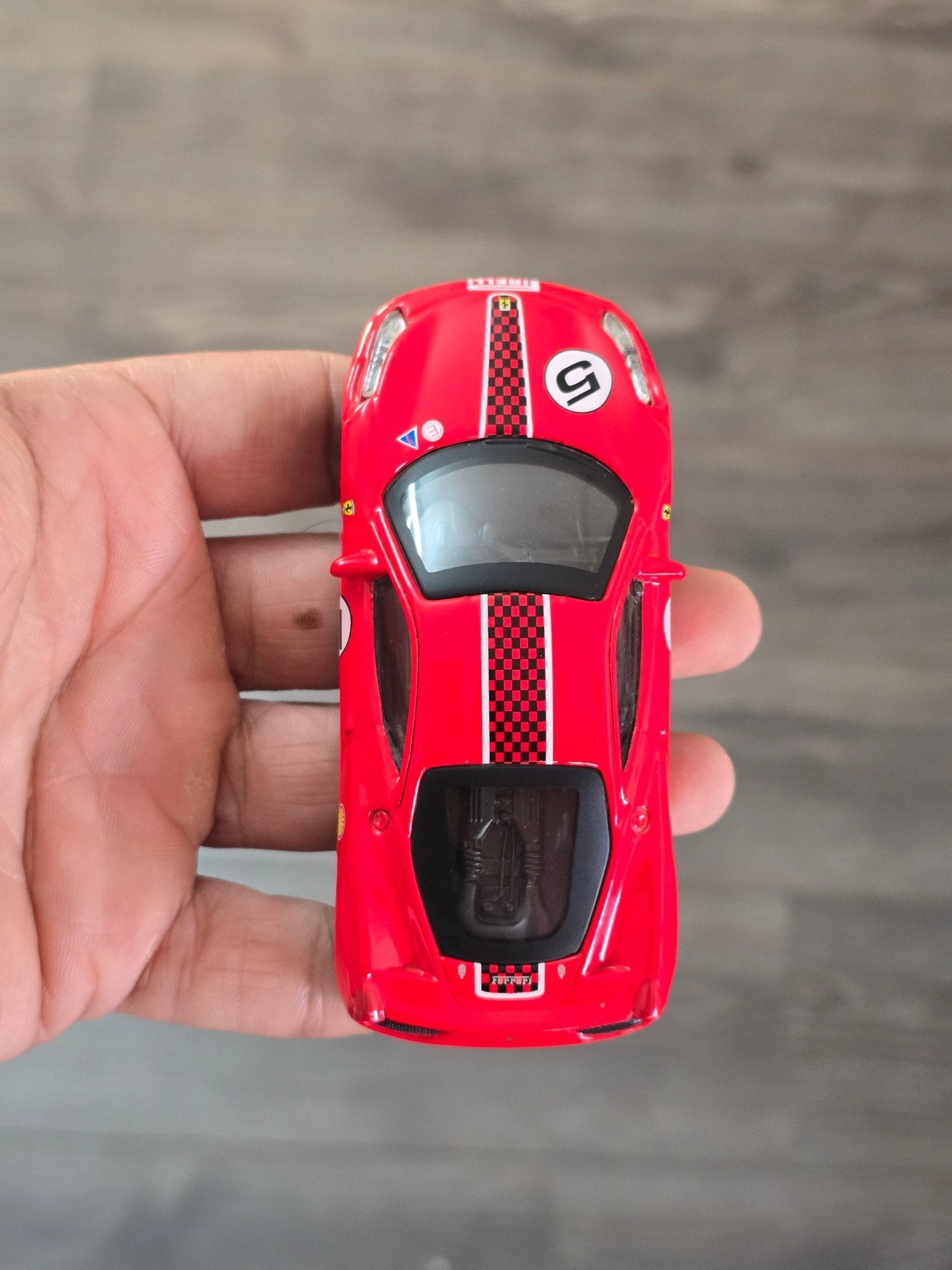 1:43 Bburago Ferrari 458 Challenge - Red (Uncarded - New) - Kinder Logs