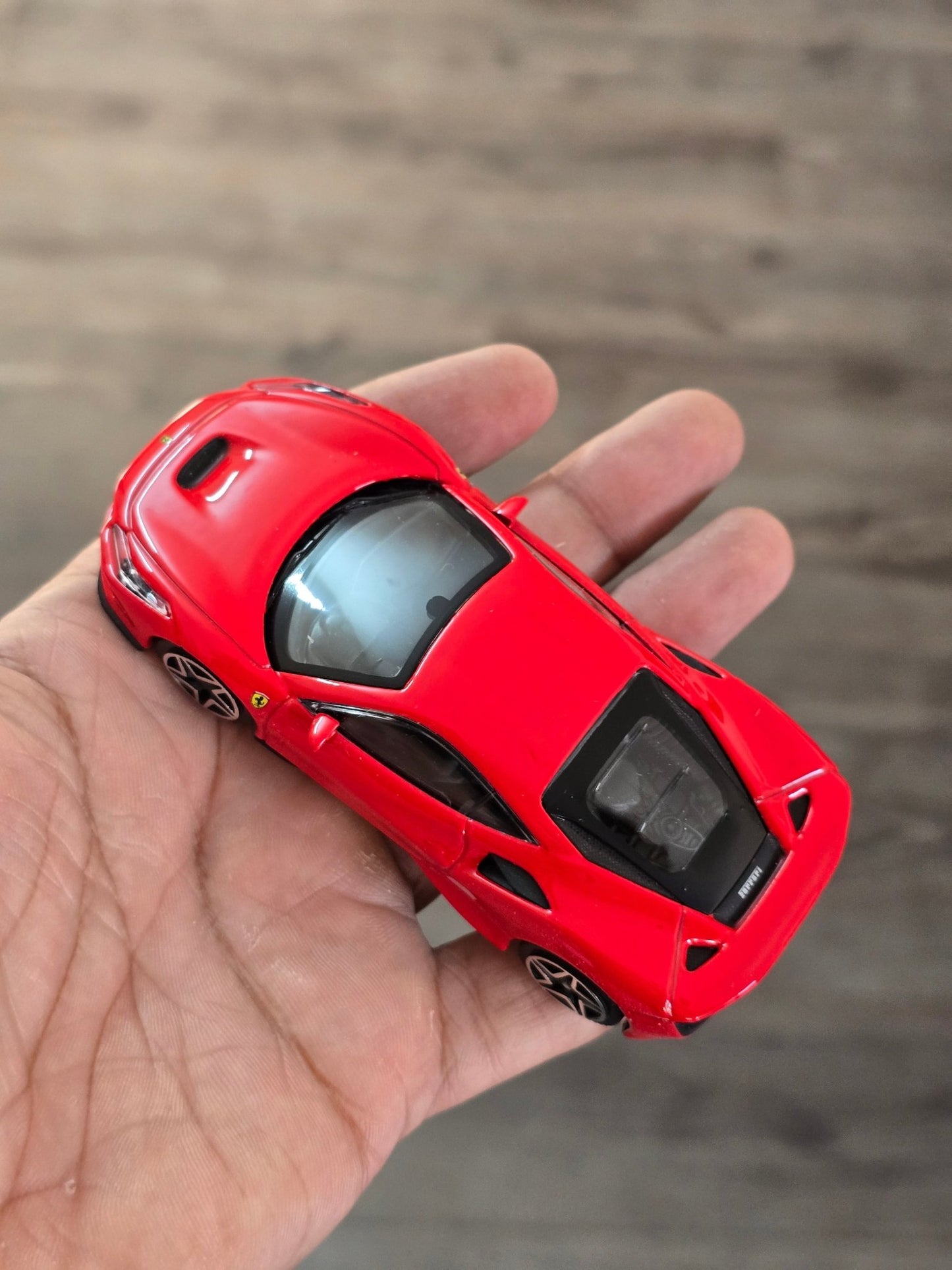1:43 Bburago Ferrari F8 Tributo - Red (Uncarded - New) - Kinder Logs