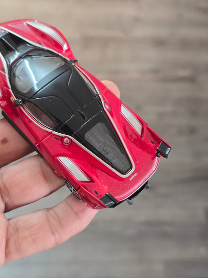 1:43 Bburago Ferrari FXX K Number 10 - Red (Uncarded - New) - Kinder Logs