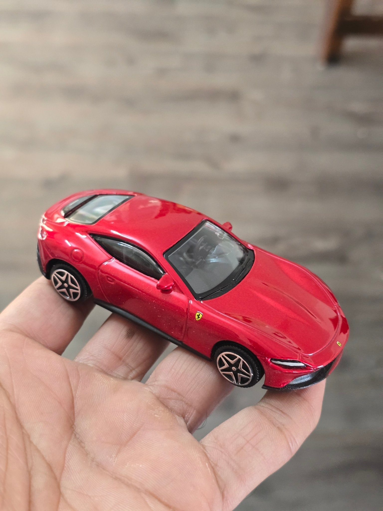 1:43 Bburago Ferrari Roma - Red (Uncarded - New) - Kinder Logs