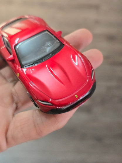1:43 Bburago Ferrari Roma - Red (Uncarded - New) - Kinder Logs