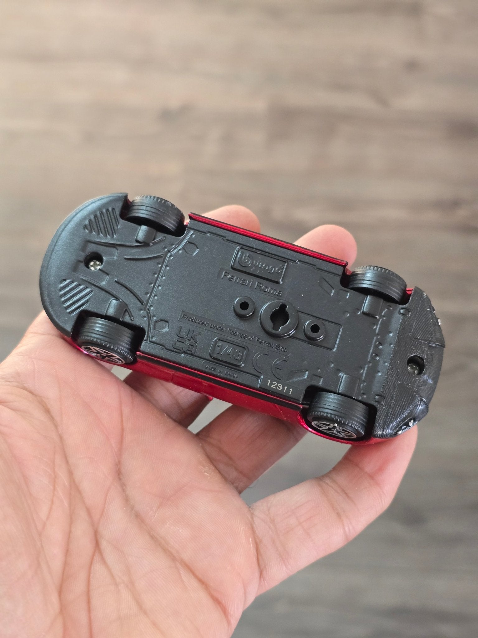 1:43 Bburago Ferrari Roma - Red (Uncarded - New) - Kinder Logs