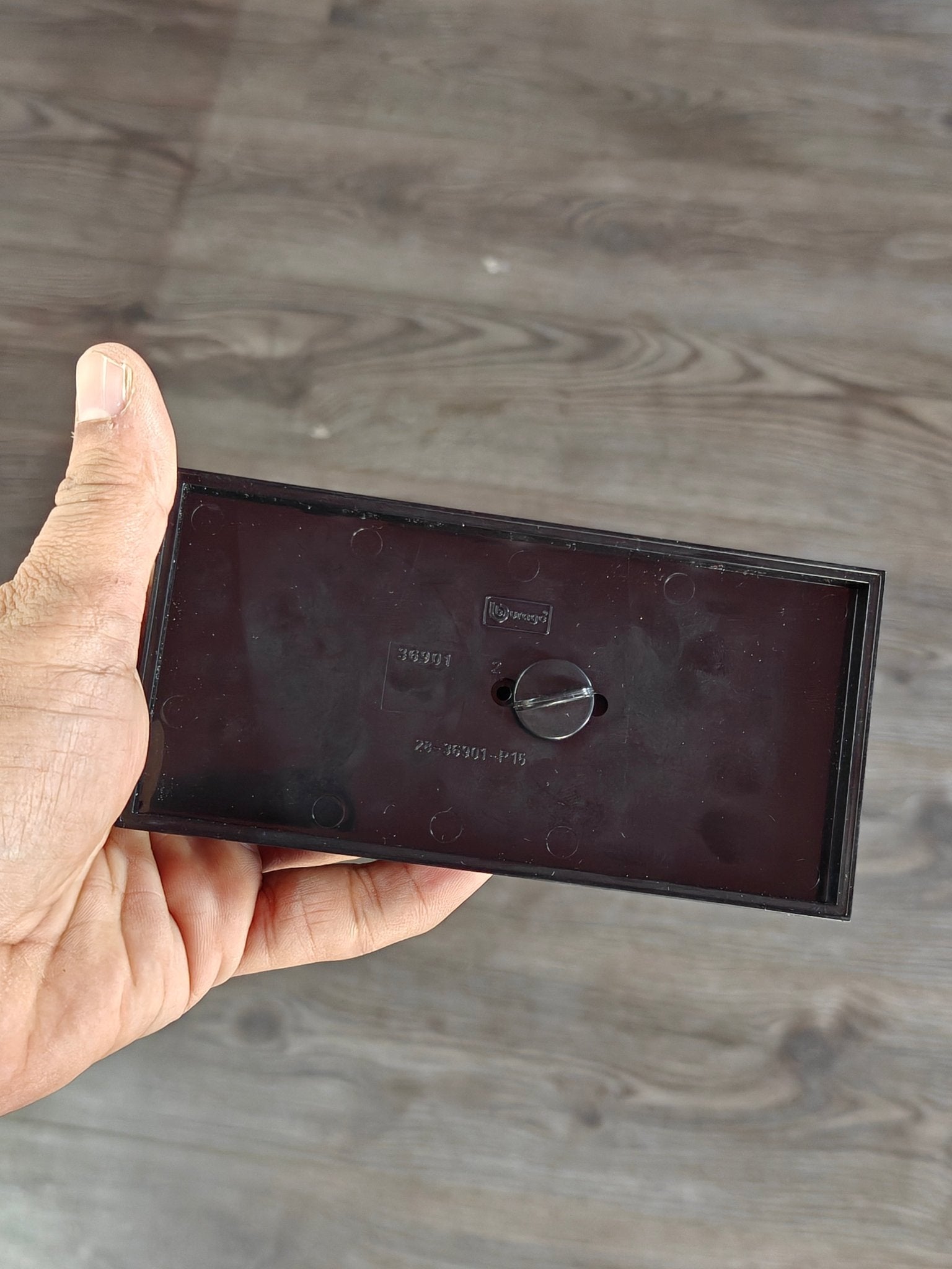 1:43 Bburago Oracle Red Bull Racing RB20 1 (Open Box) - Kinder Logs