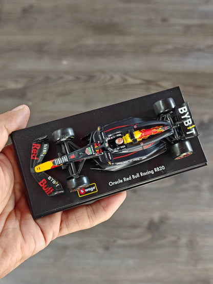 1:43 Bburago Oracle Red Bull Racing RB20 1 (Open Box) - Kinder Logs