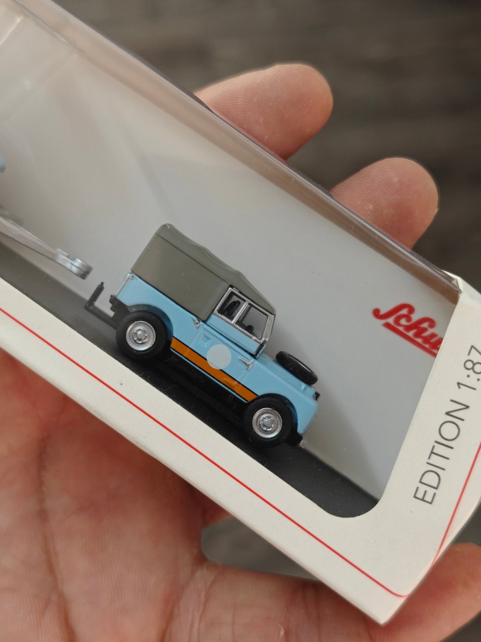 1:87 Schuco Land Rover 88 + Mini Cooper (Gulf Oil Livery) - Kinder Logs