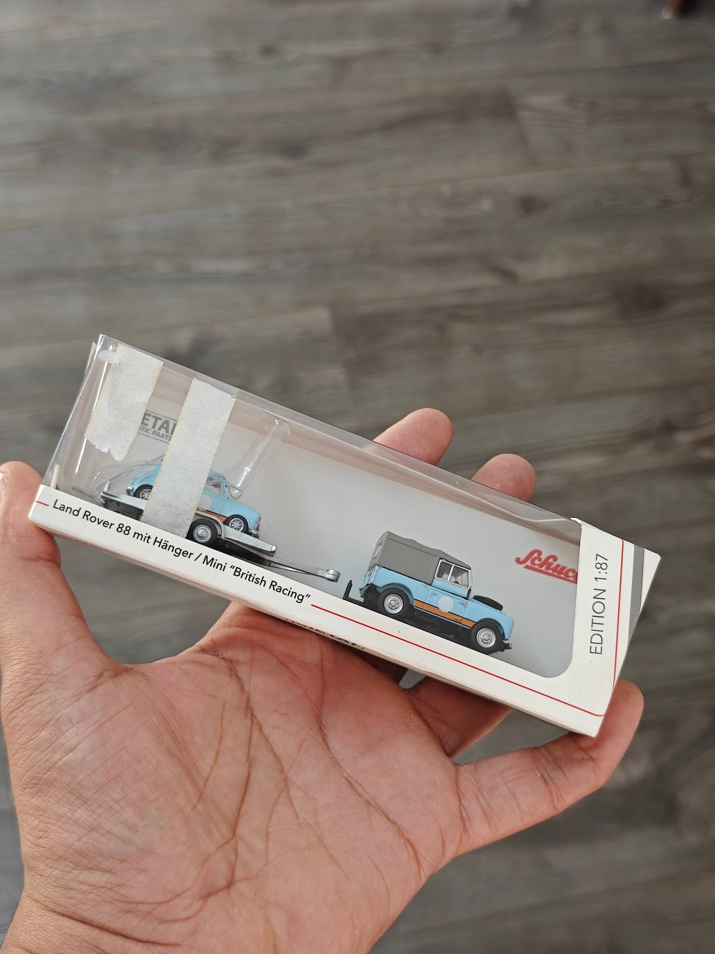 1:87 Schuco Land Rover 88 + Mini Cooper (Gulf Oil Livery) - Kinder Logs