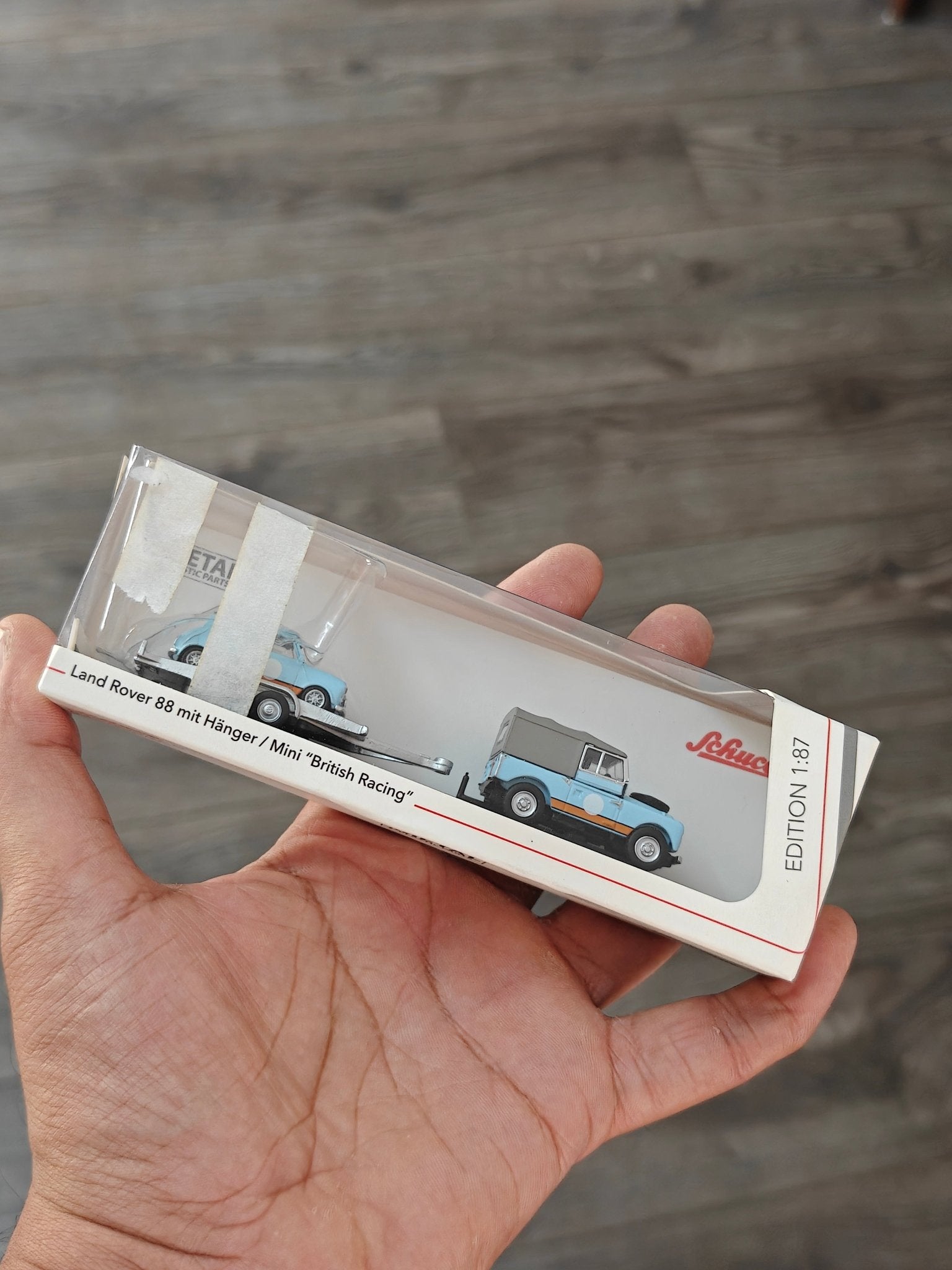 1:87 Schuco Land Rover 88 + Mini Cooper (Gulf Oil Livery) - Kinder Logs