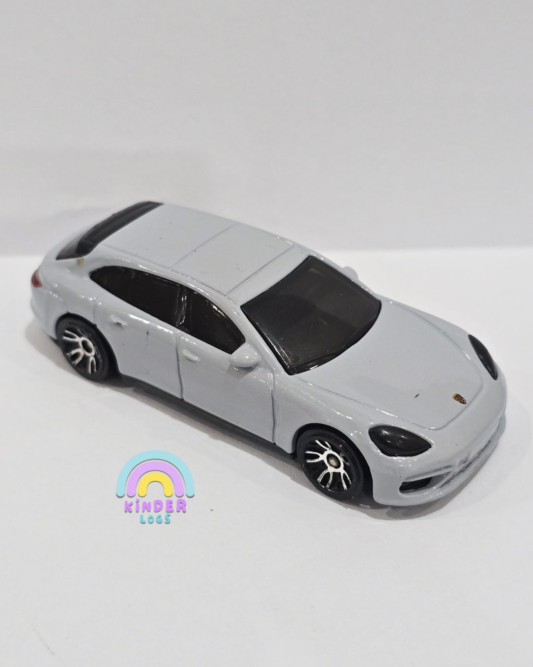 Hot Wheels Porsche Panamera Turbo S (Uncarded)