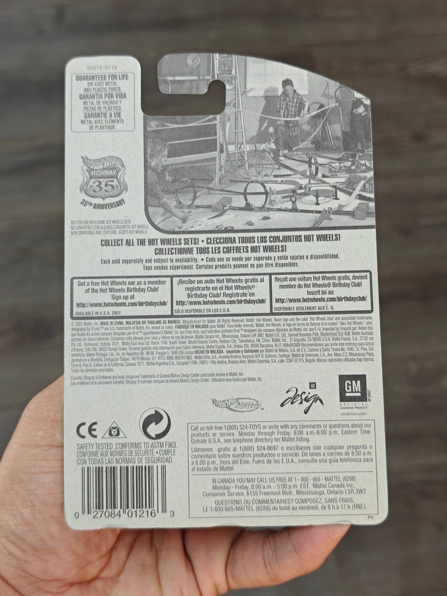 35th Anniversary Hot Wheels Corvette Stingray III (Imported) - Kinder Logs
