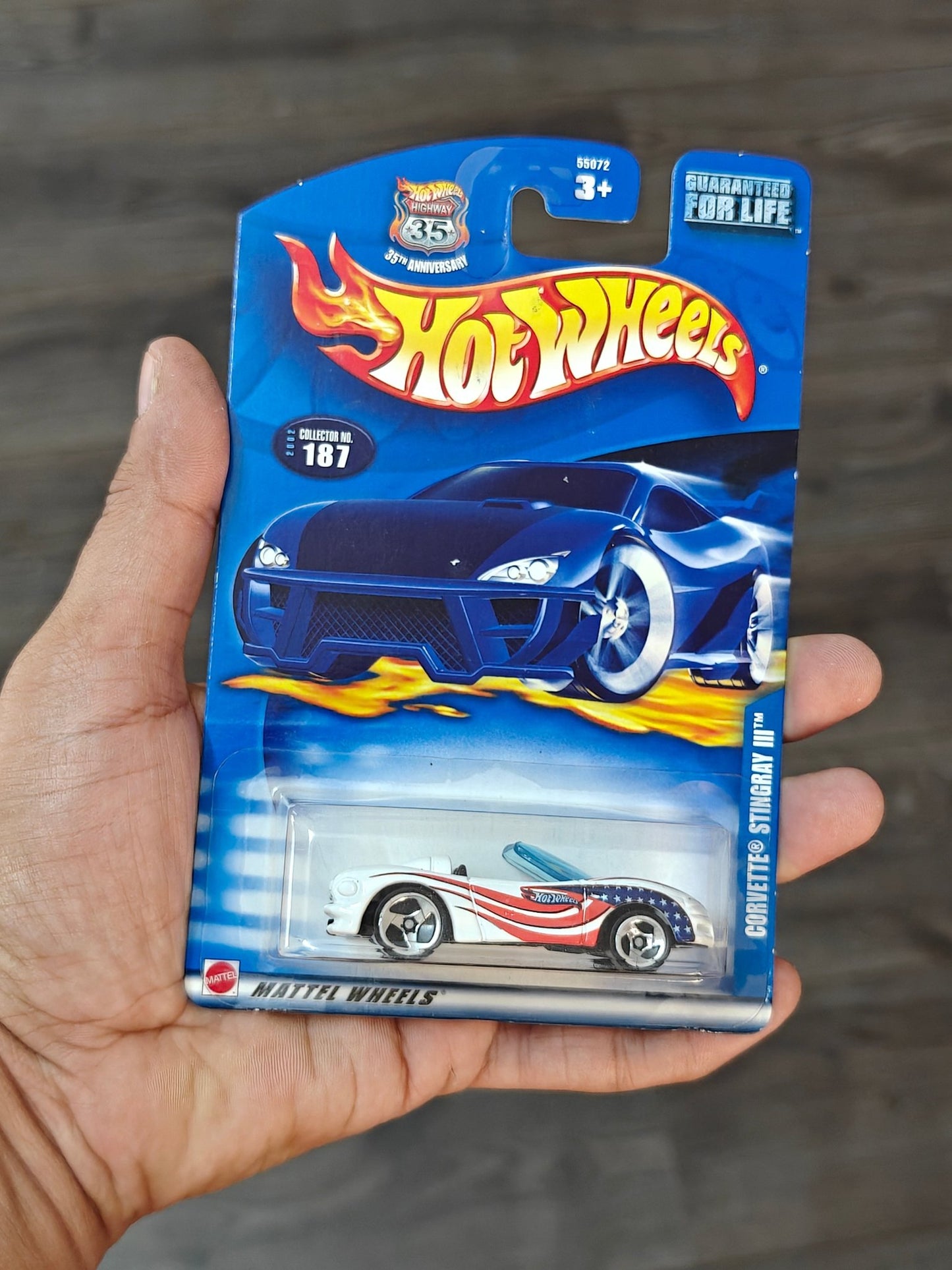 35th Anniversary Hot Wheels Corvette Stingray III (Imported) - Kinder Logs
