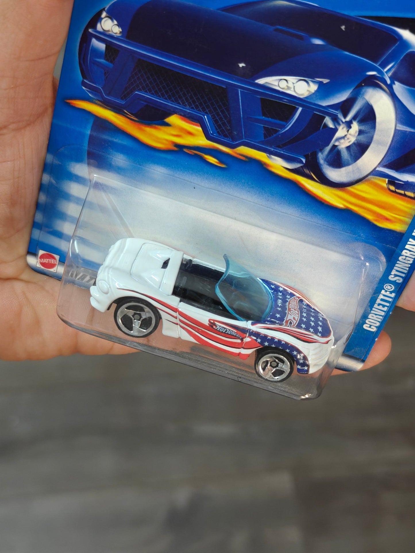 35th Anniversary Hot Wheels Corvette Stingray III (Imported) - Kinder Logs