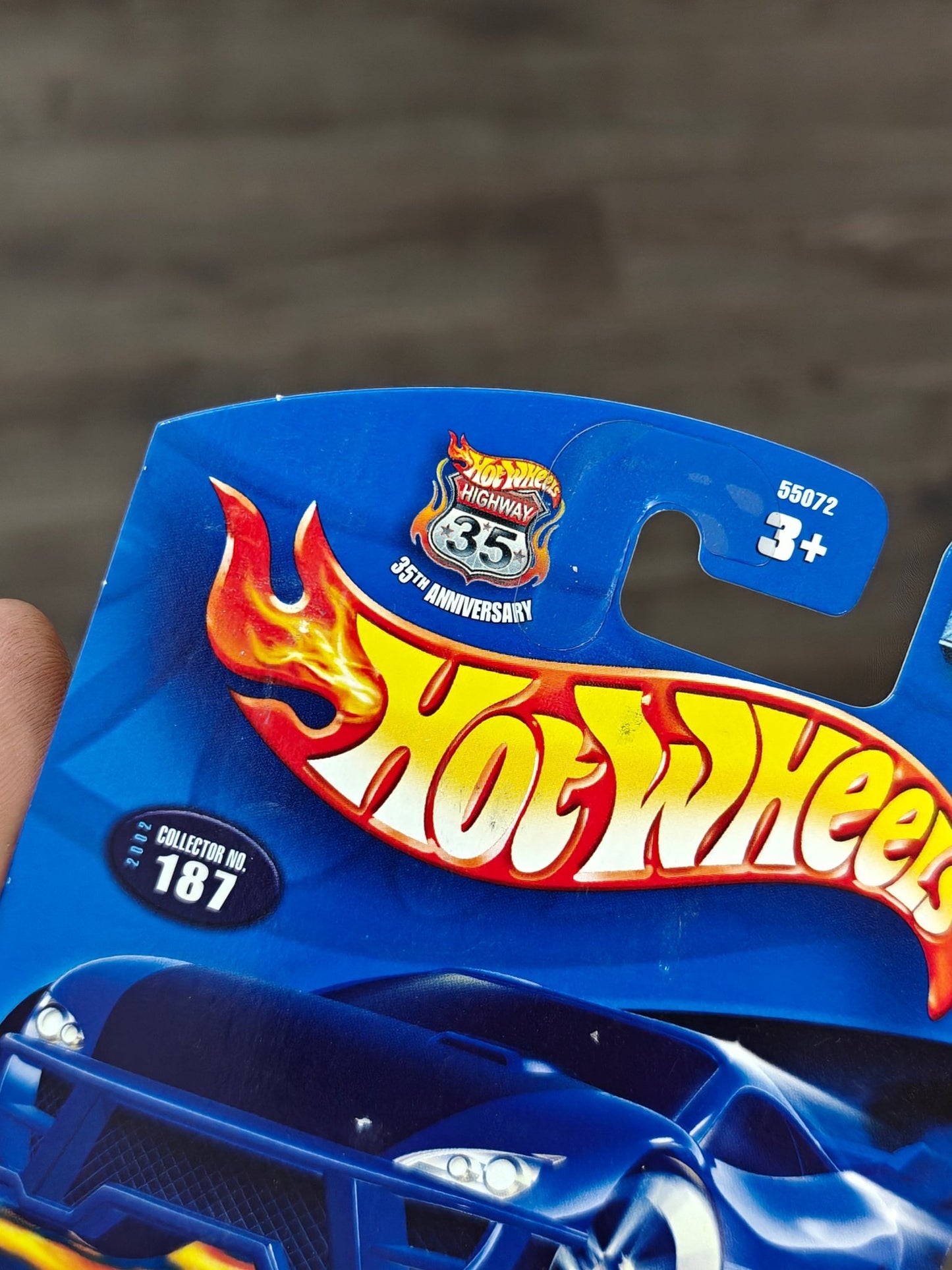 35th Anniversary Hot Wheels Corvette Stingray III (Imported) - Kinder Logs
