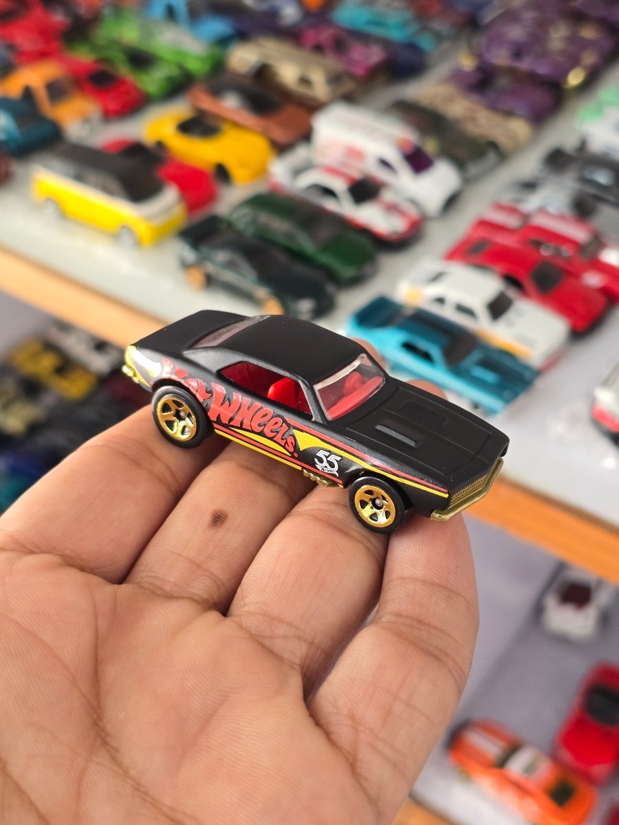 55th Anniversary Hot Wheels 1967 Chevrolet Camaro (Uncarded) - Kinder Logs
