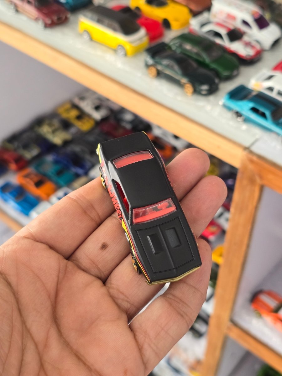 55th Anniversary Hot Wheels 1967 Chevrolet Camaro (Uncarded) - Kinder Logs