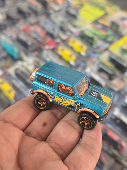 56th Anniversary Hot Wheels 2021 Ford Bronco (Uncarded) - Kinder Logs