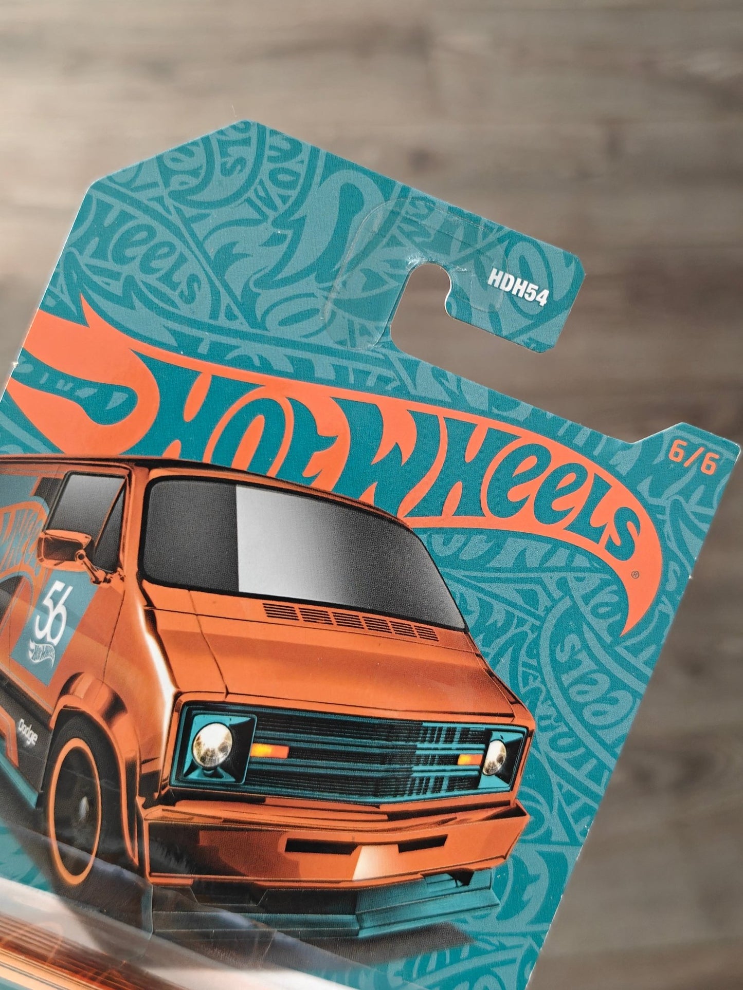 56th Anniversary Hot Wheels Custom 1977 Dodge Van (CHASE 2023) - Kinder Logs